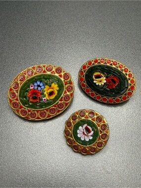 Vintage Floral Mosaic Oval Brooch in Green and Red #54mo